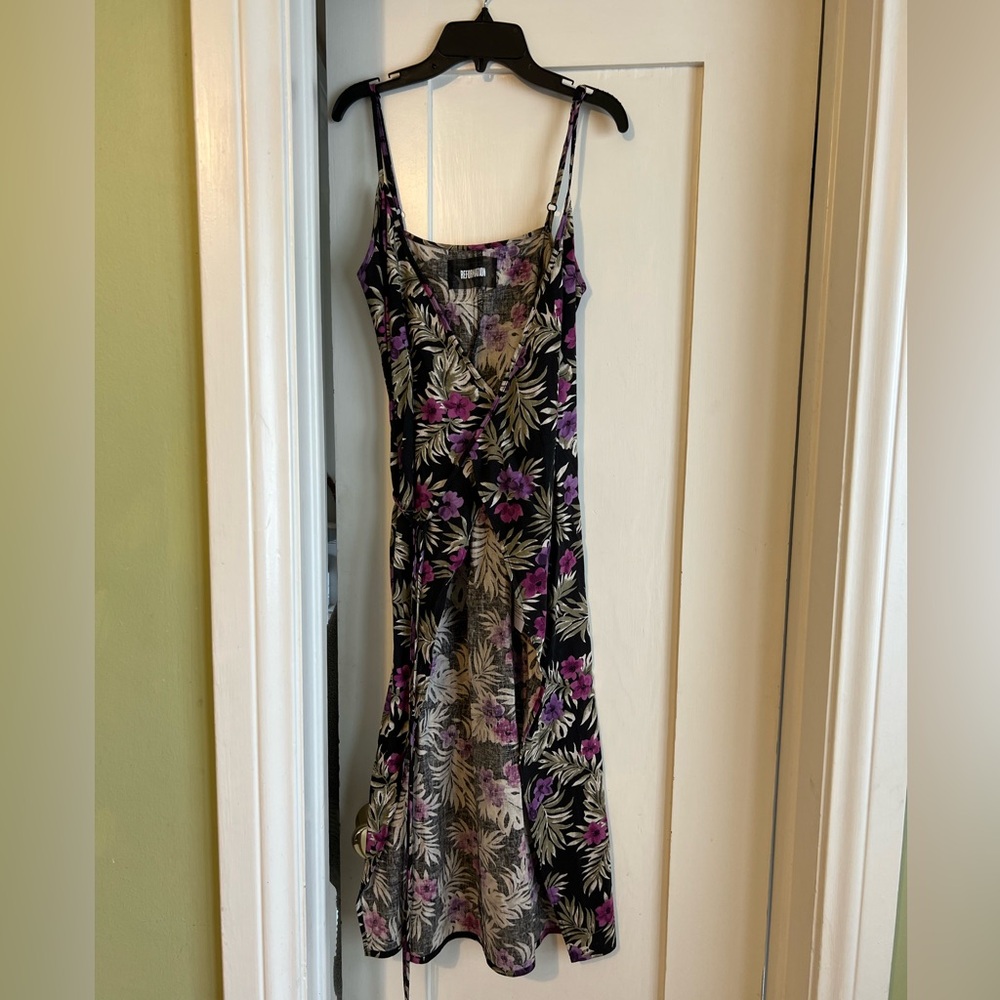 NWOT Reformation linen wrap dress xs floral Sold Out
